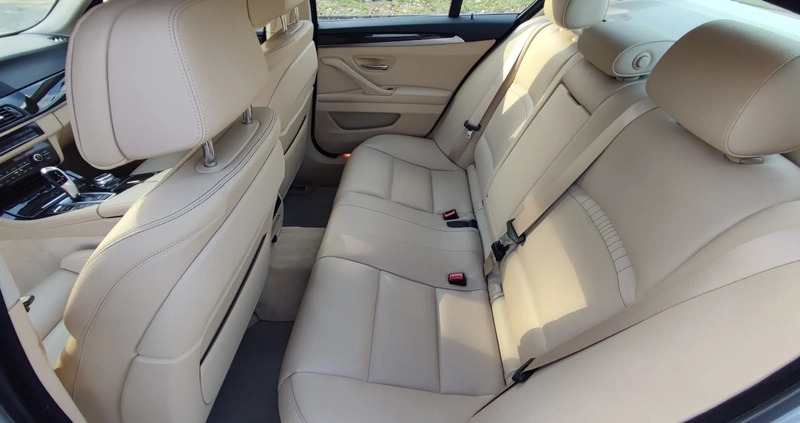 BMW Seria 5 cena 94000 przebieg: 114307, rok produkcji 2015 z Słupsk małe 254